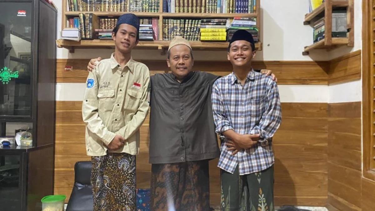 Dosen UIN Walisongo Ubaidillah Achmad Tamam, Pilar Kearifan di Antara Pesantren dan Kampus