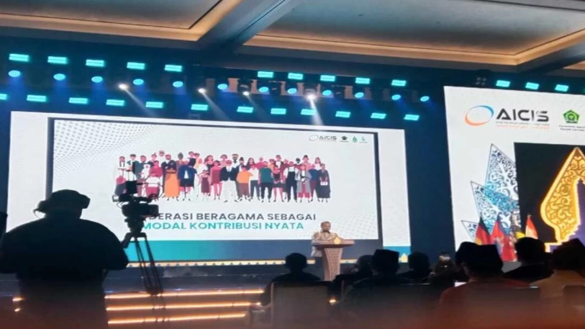 8 Akademisi UIN Jakarta Presentasi di Ajang AICIS Ke-23