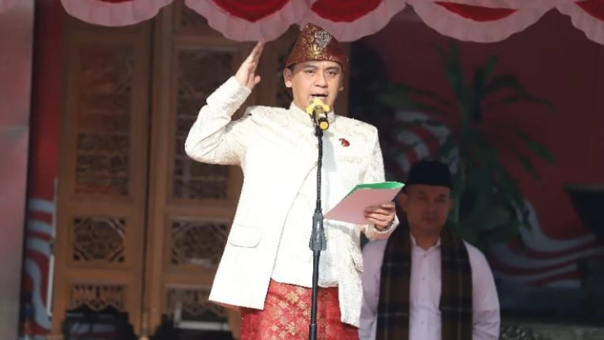 Upacara HUT Ke-79 RI, Wamenag Ajak ASN Jaga Harmoni dengan Sikap Inklusif dan Moderat