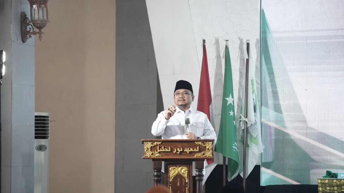 Pesan Gus Men di Hadapan Wisudawan Ma’had Aly Nurul Cholil Bangkalan: Sarung, Sorban dan Teknologi