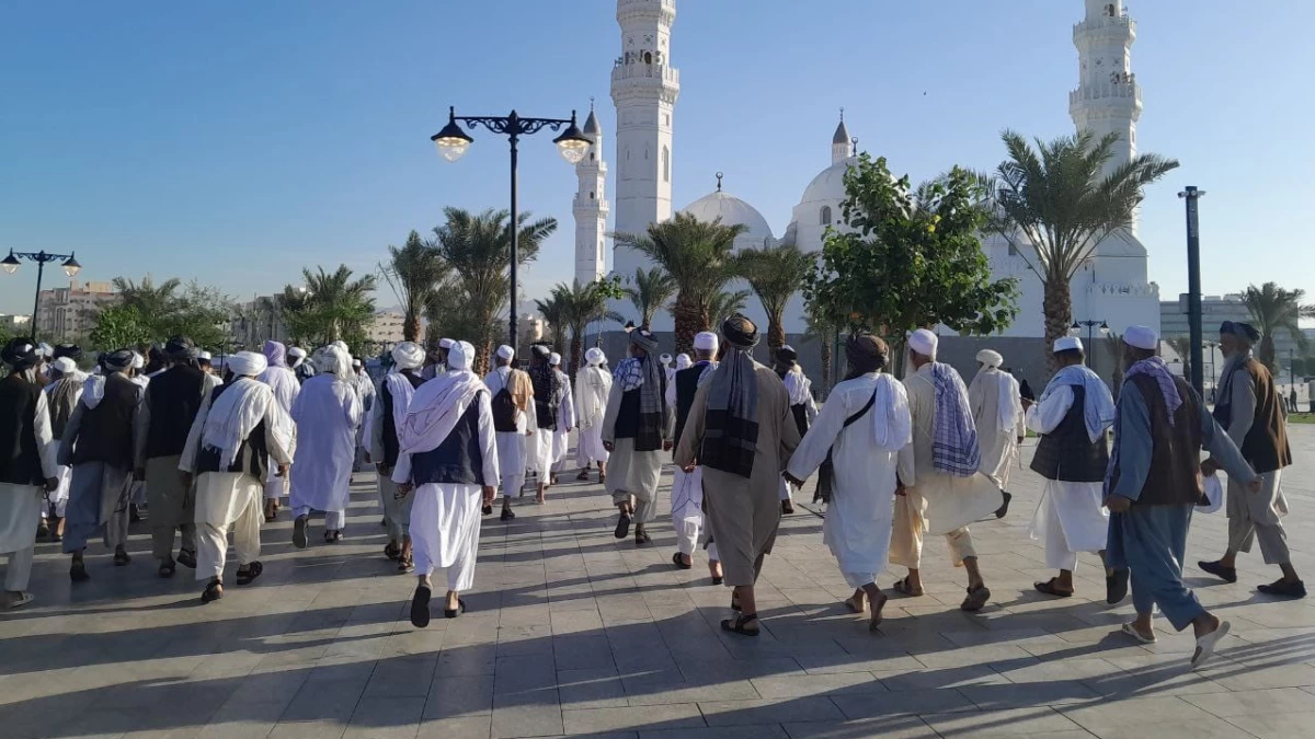 Panduan dan Tips Agar Tetap Aman dan Nyaman Beribadah di Masjid Nabawi