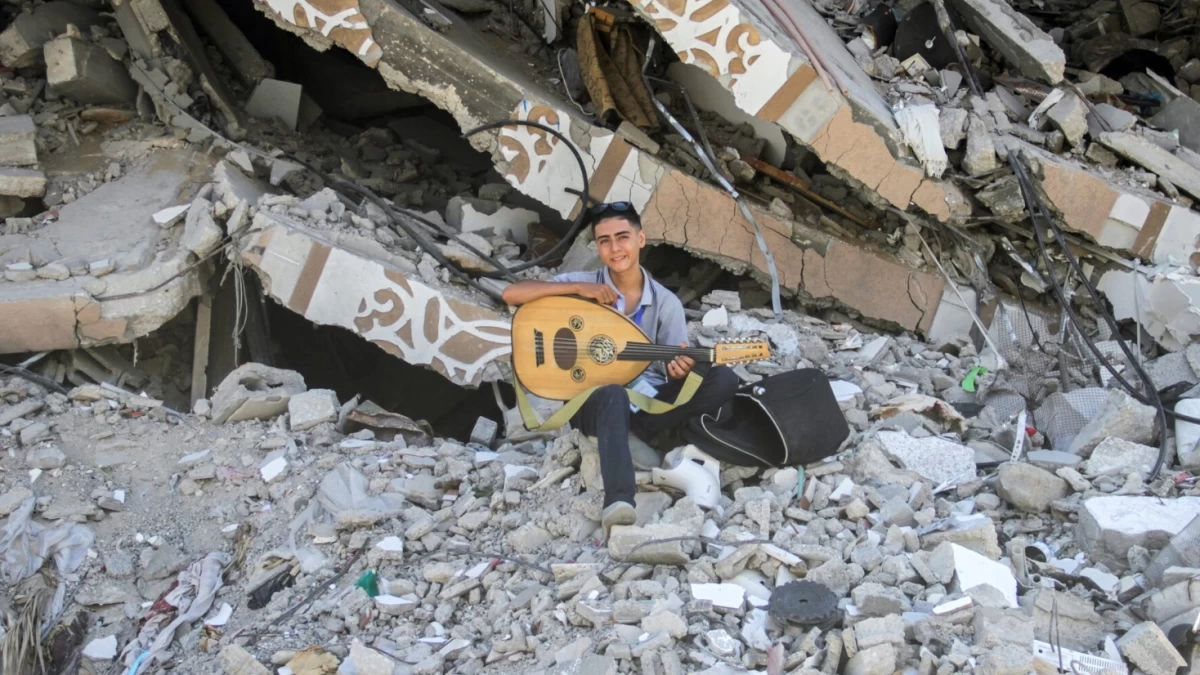 Mereka Bermusik untuk Anak-anak Gaza
