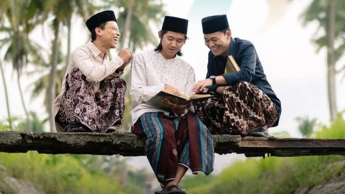 Filosofi Sarung dan Peci dalam Pandangan Frithjof Schuon