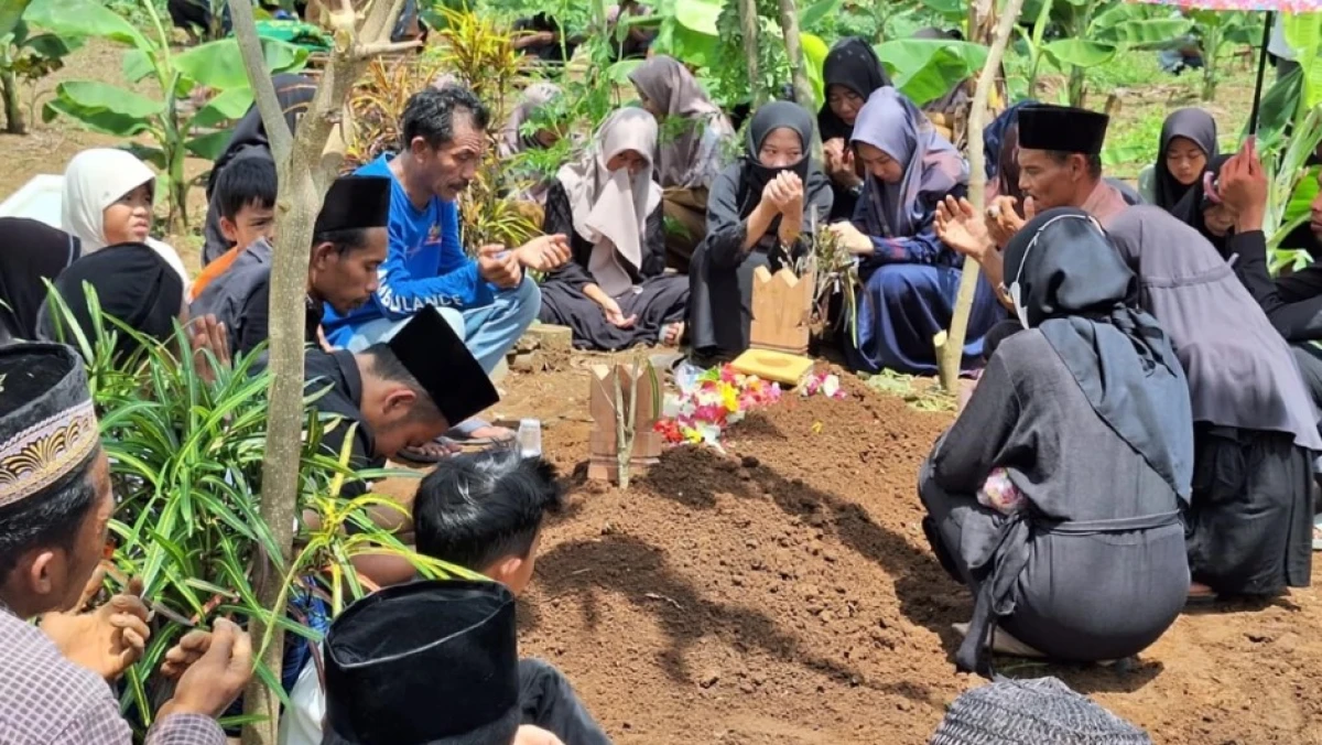 Keistimewaan Silaturahmi dan Ziarah Kubur Jelang Ramadhan