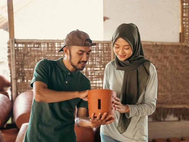 Kisah Suami Saleh yang Jadi Kaya karena Punya Istri Salehah