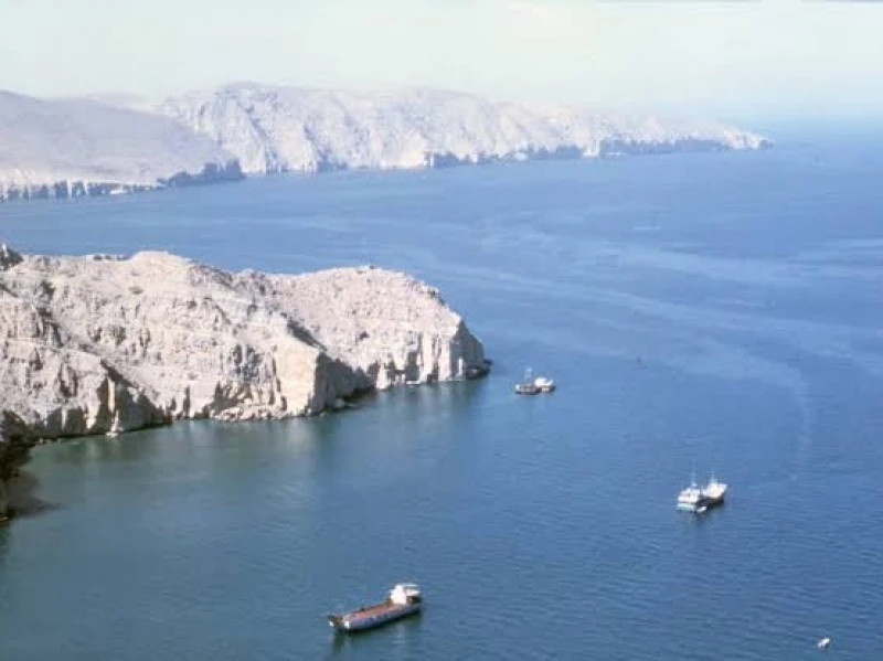 Imbas Iran Tutup Selat Hormuz, Pakar: APBN RI Bisa Terkuras kerena Impor BBM
