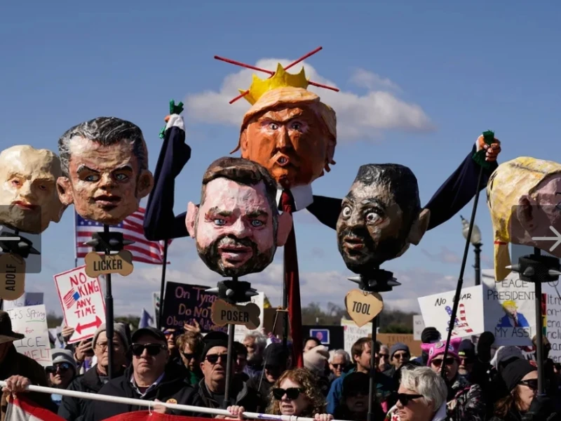 Demonstrasi 'No King' Memprotes Arogansi Trump Merebak Hampir di Seluruh Amerika