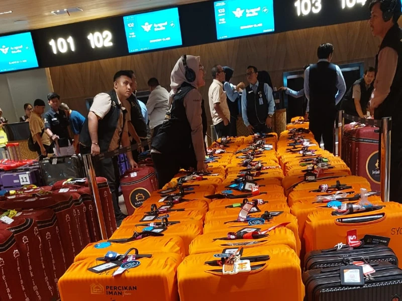 Kemenhaj Minta PPIU Tertibkan Kedatangan dan Bagasi Jemaah Umrah di Terminal 2F