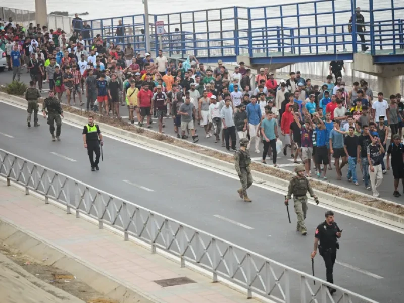 Gelombang Migran dari Maroko ke Ceuta Tewaskan 72 Orang, Ratusan Anak Terlantar Tanpa Pendamping
