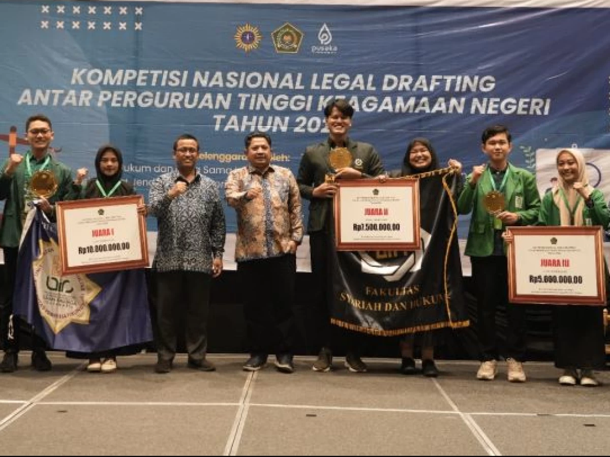 3 UIN Raih Juara Kompetisi Penyusunan Perancangan Hukum