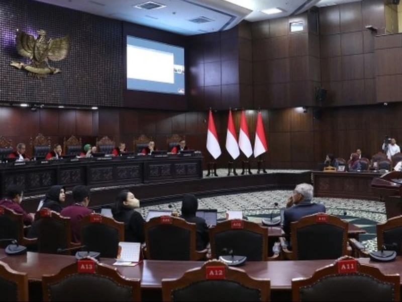 MK Putuskan Anggaran MBG Harus Dipisah dari Pendidikan