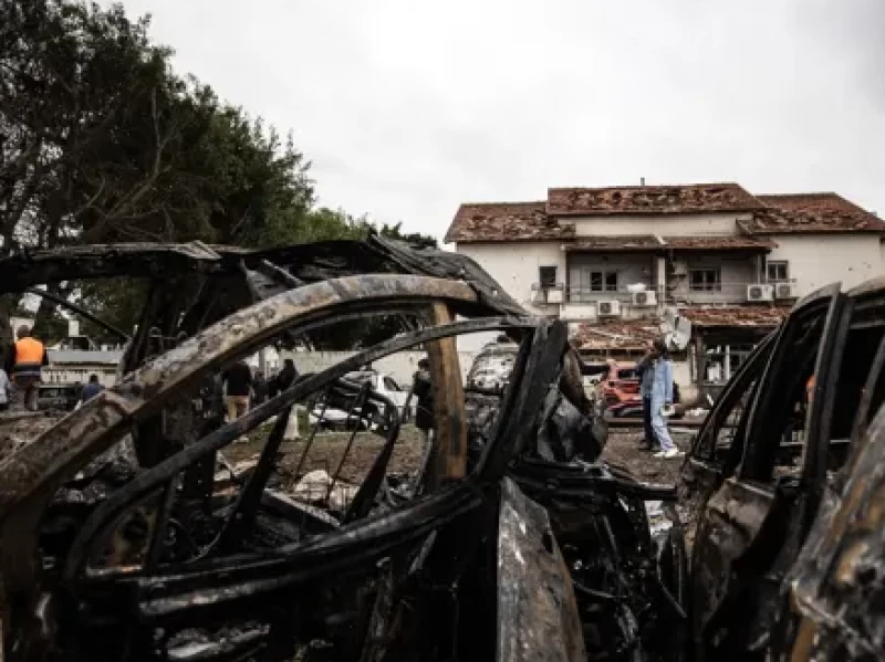 Hezbollah Lebanon Luncurkan 340 Misil dan Drone ke Israel