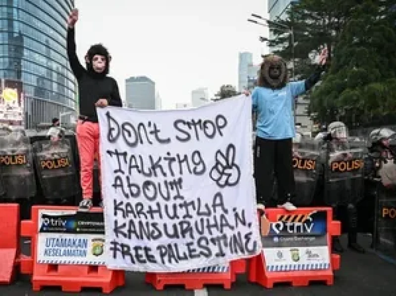 Aksi #IndonesiaSadar Tagih Tanggung Jawab Prabowo atas Karhutla dan Sejumlah Kebijakan