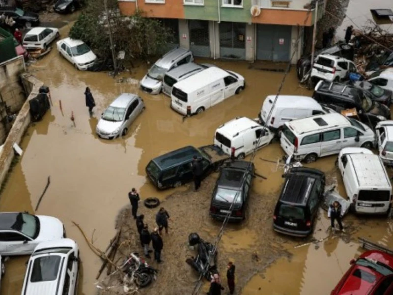 Tiga Orang Tewas akibat Banjir, Istanbul Pulihkan Diri dari Hujan Terlebat dalam 80 Tahun