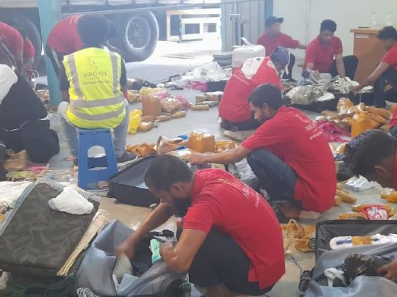 Obat-obatan Tanpa Resep dan Rokok Berlebihan Dilarang Dibawa Jemaah Haji