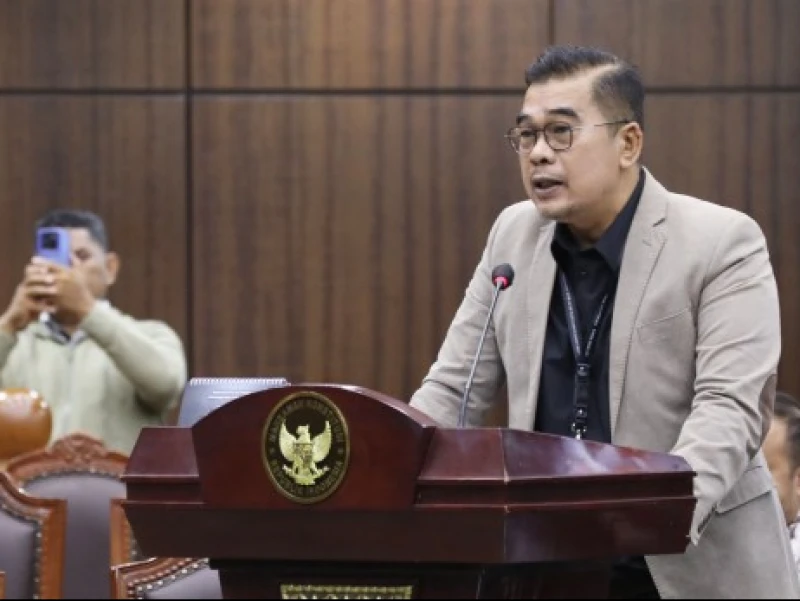 Kesejahteraan Dosen Disorot di MK: Beban Tinggi, Gaji Tak Layak