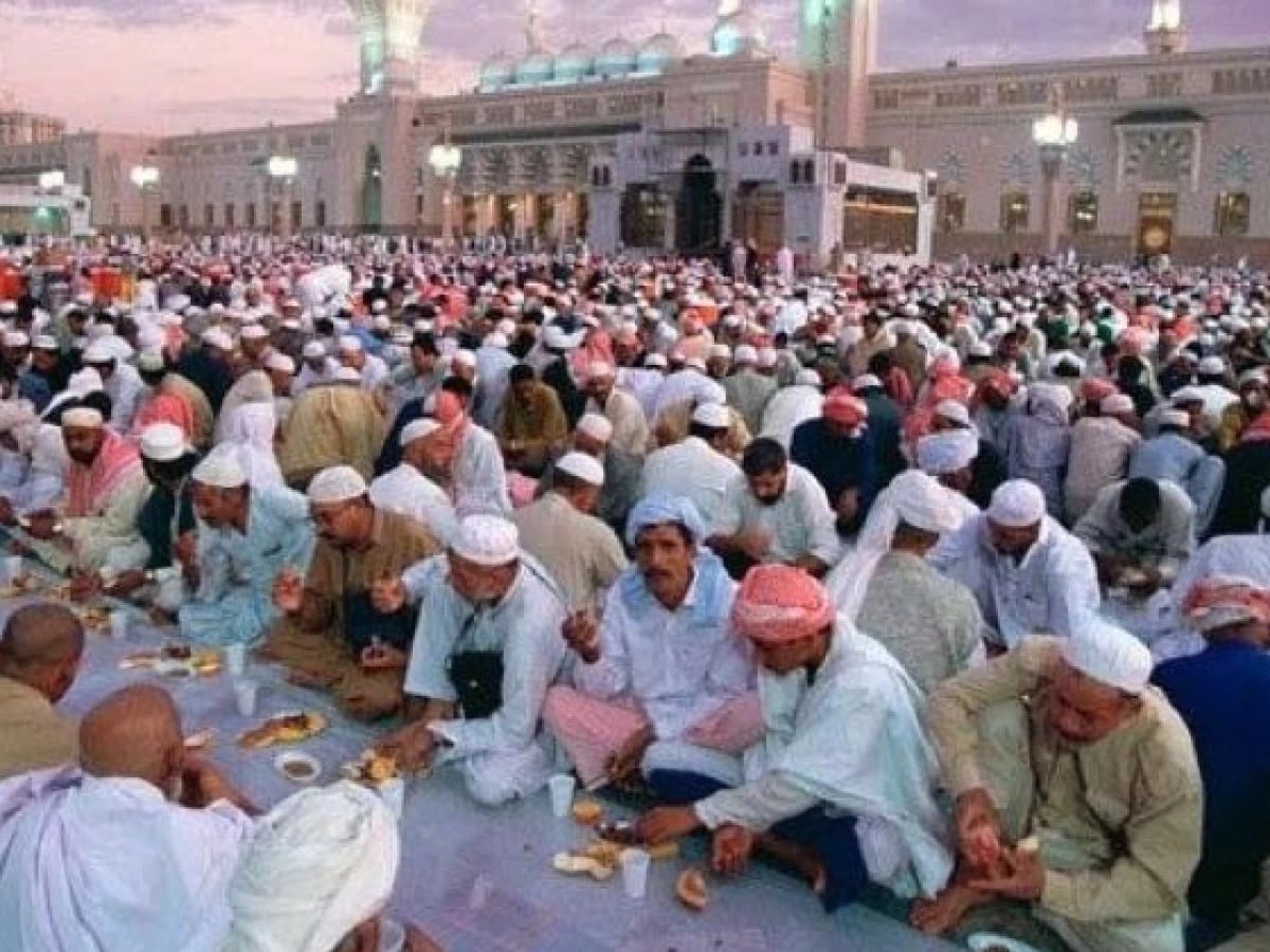Menikmati Sajian Buka Puasa ala Makkah