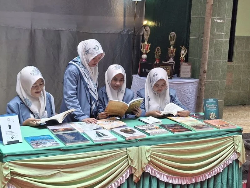 Ma'had Aly Sa'iidusshiddiqiyah Hasilkan Puluhan Buku Sejarah Karya Mahasantri