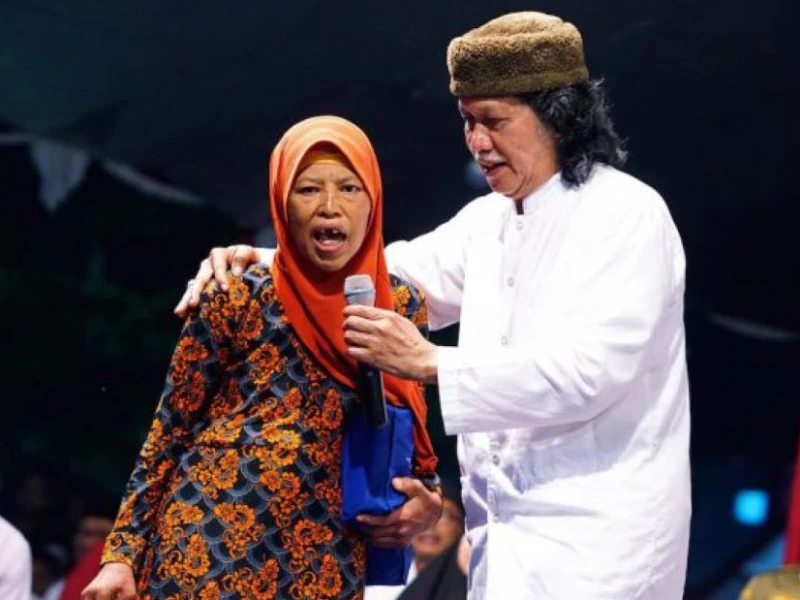 Estetika Profetik Cak Nun: Dari Syair ke Gerakan Budaya