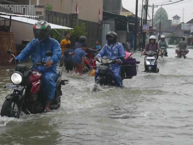 BMKG Keluarkan Peringatan Potensi Cuaca Ekstrem 16–22 Januari 2026 di Sejumlah Wilayah Indonesia