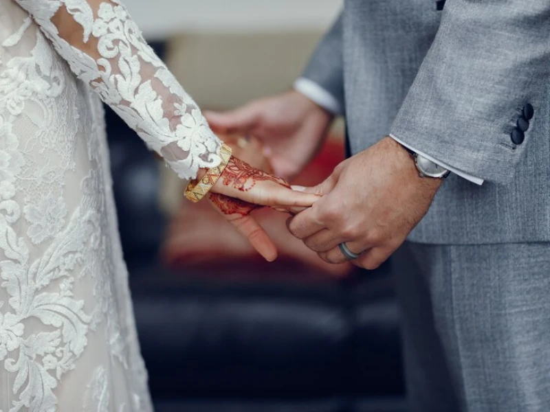 Siapakah yang Jadi Wali Nikah Perempuan Mualaf?