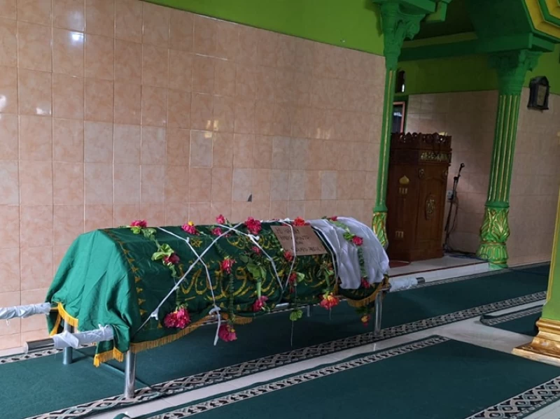 Hukum Menyalati Jenazah di Dalam Masjid
