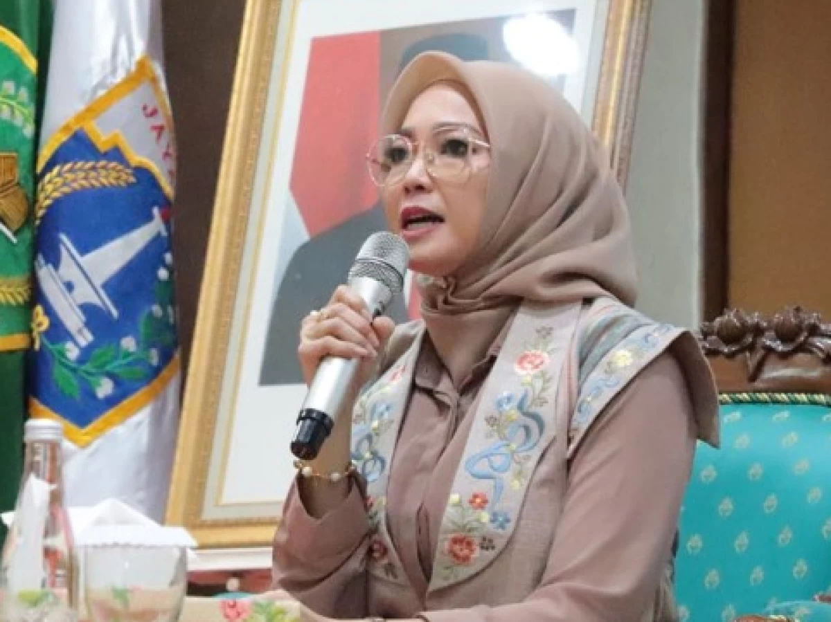 5 Trik Menjadi Perempuan Cerdas dan Berdaya ala Eny Yaqut