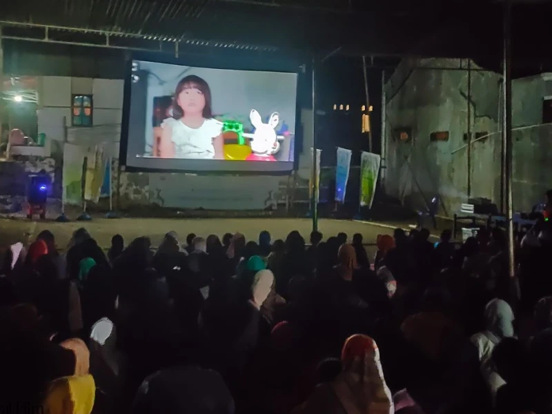 Menonton Indonesia dari Kursi Plastik: Catatan dari Kebangkitan Film Daerah