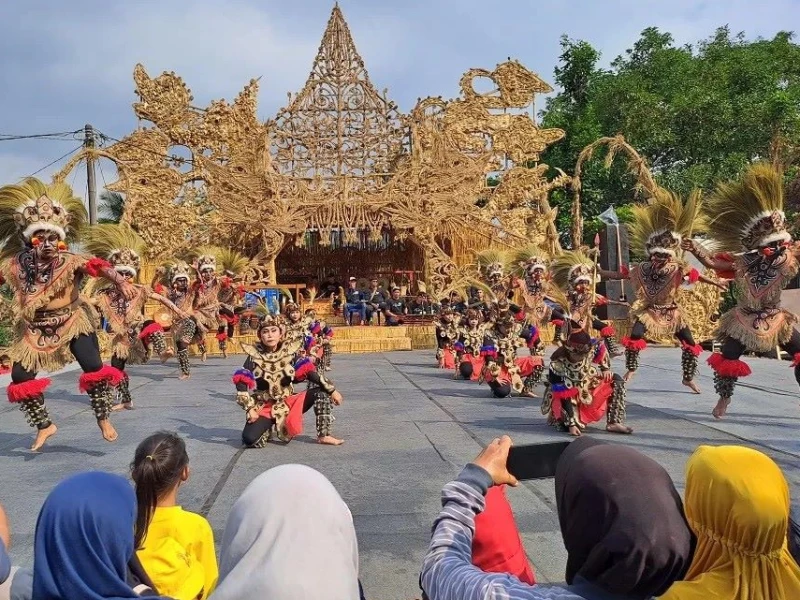 1.225 Seniman Tampil di Festival Lima Gunung 2025, Berikut Jadwal Lengkapnya