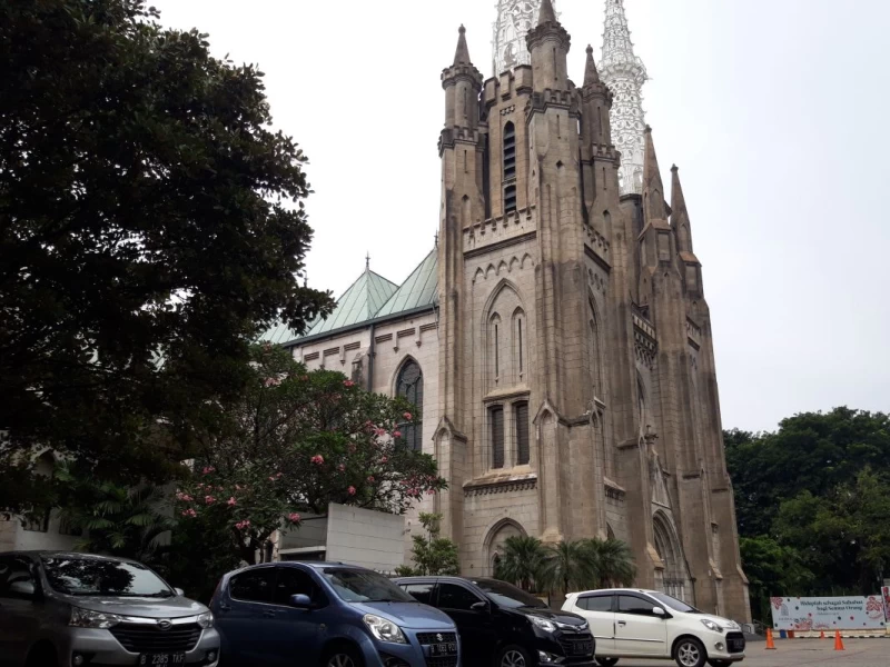 Daftar Kantong Parkir untuk Misa Natal 2024 Katedral Jakarta, Termasuk Masjid Istiqlal