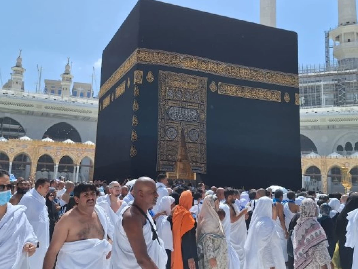 Deportasi hingga Larangan ke Arab Saudi Selama 10 Tahun Mengintai Jemaah Haji Tanpa Visa Haji