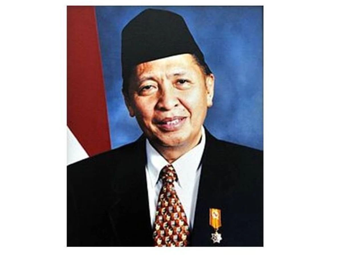 Berpulang Ke Rahmatullah, Ini Profil KH Hamzah Haz