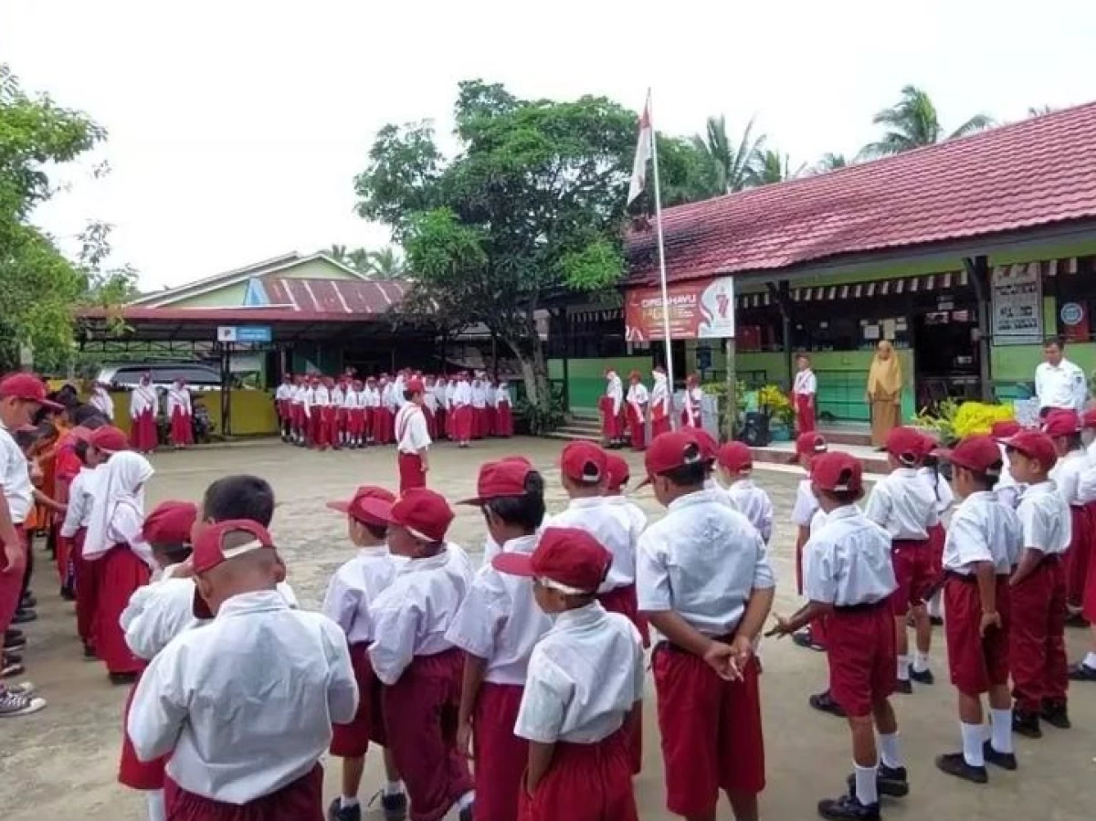 Pahlawan: Lagu dan Peringatan