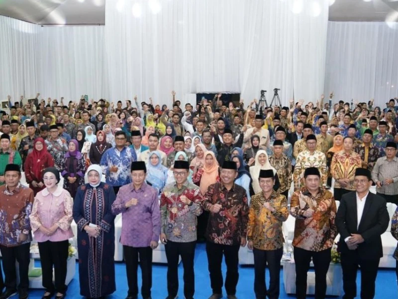 Di Kick Off HGN 2025, Menag Nasaruddin Tekankan Pentingnya Integrasi Ilmu dan Iman bagi Para Guru