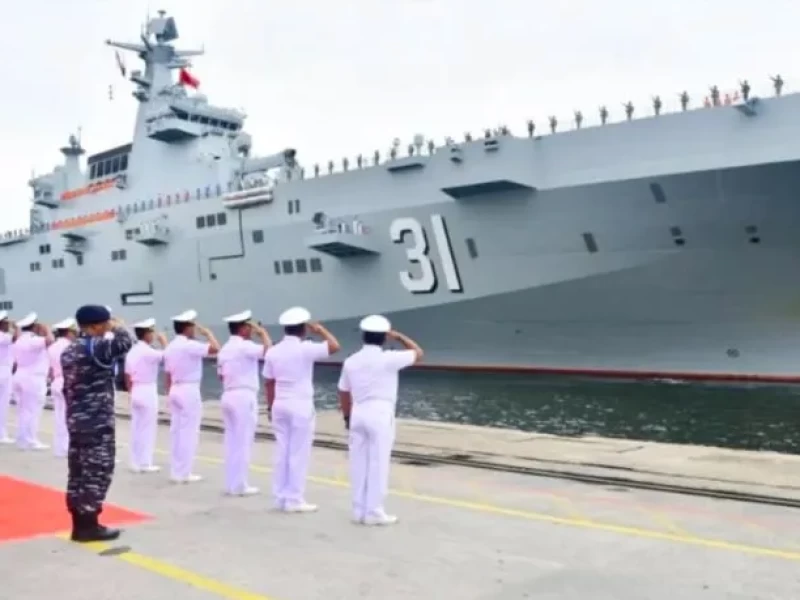 Kapal Perang Angkatan Laut China Bersandar di Tanjung Priok, Ada Apa?