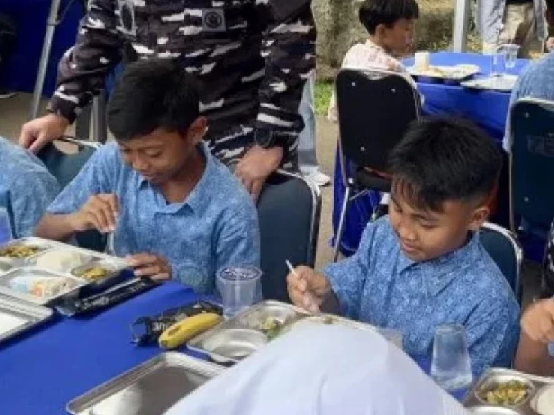 Pengamat: Pengangkatan Pegawai MBG Jadi ASN Tak Adil bagi Guru Honorer