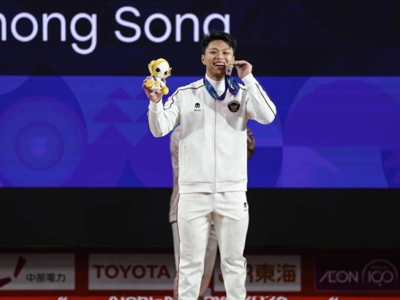 Rahmat Erwin Abdullah, Lifter Muda yang Persembahkan Emas Kedua Asian Games 2026