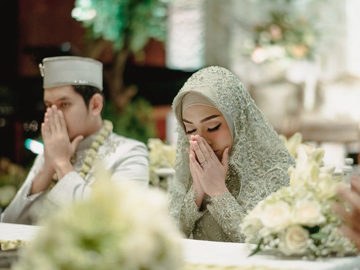 Benarkah Islam Membolehkan Pernikahan Anak?