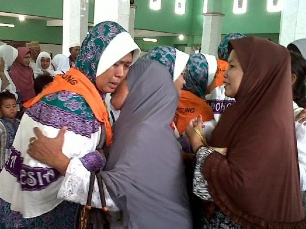 Dalil Menggelar Walimatus Safar dan Minta Didoakan kepada Calon Jemaah Haji
