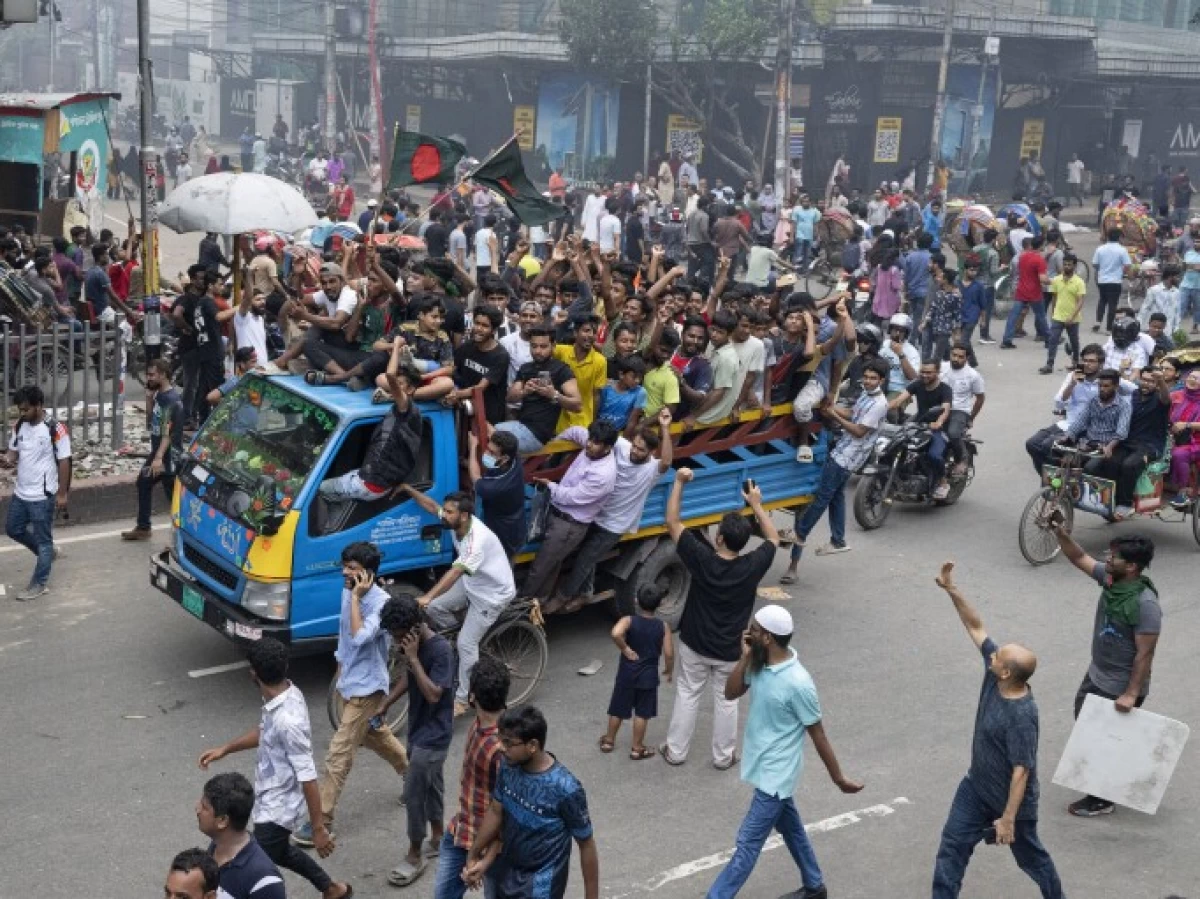 Krisis Bangladesh: dari Akar Kerusuhan hingga Transisi Politik di Bawah Muhammad Yunus