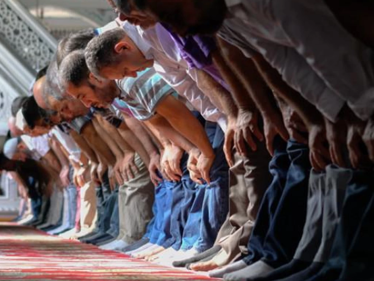 5 Balasan Istimewa dari Allah kepada Muslim yang Konsisten Shalat Berjamaah