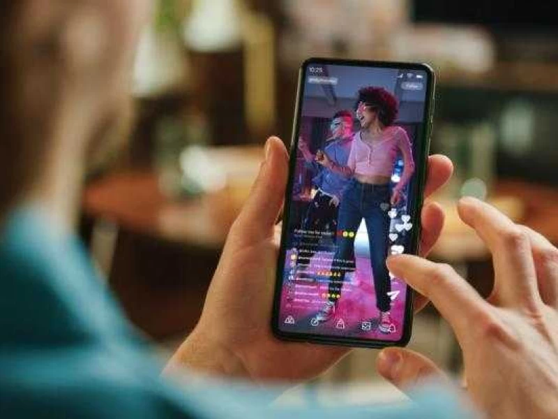 Brain Rot: Otak jadi Kacau Lantaran Keseringan Scrolling Konten Medsos Tak Mutu