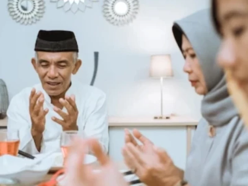 Jadwal Puasa Sunah Bulan Desember 2024 dan Bacaan Niat Arab, Latin, Artinya