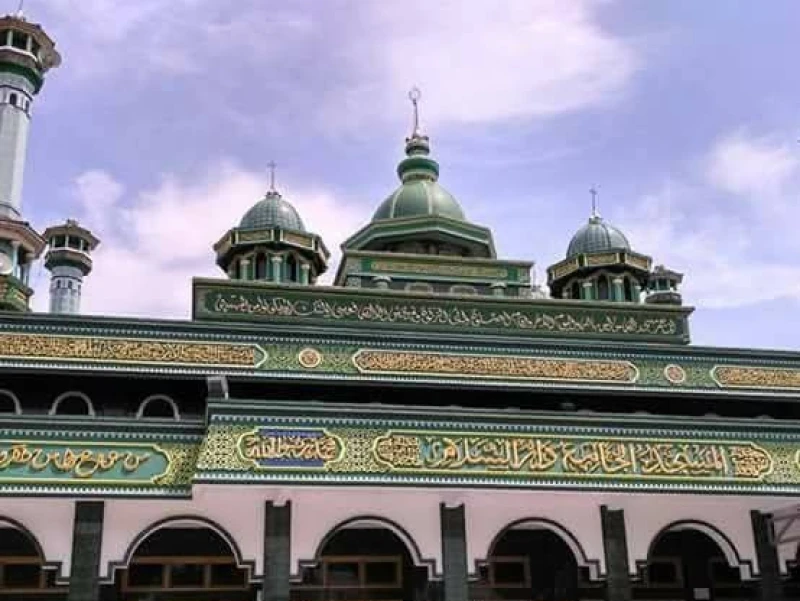 Masjid Jami Darussalam Indramayu Jadi Alternatif Istirahat Pemudik
