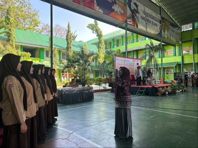 Tunrung Pakanjara Membakar Semangat Guru dan Siswa MAN 2 Makassar
