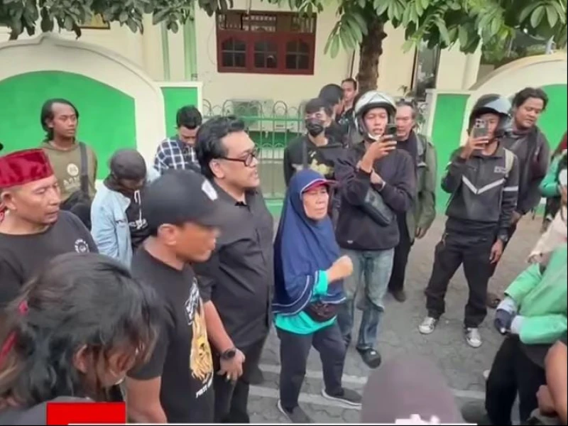 Bertubi-tubi Dapat Intervensi, Aliansi Masyarakat Pati Cari Perlindungan ke Kediaman Gus Dur