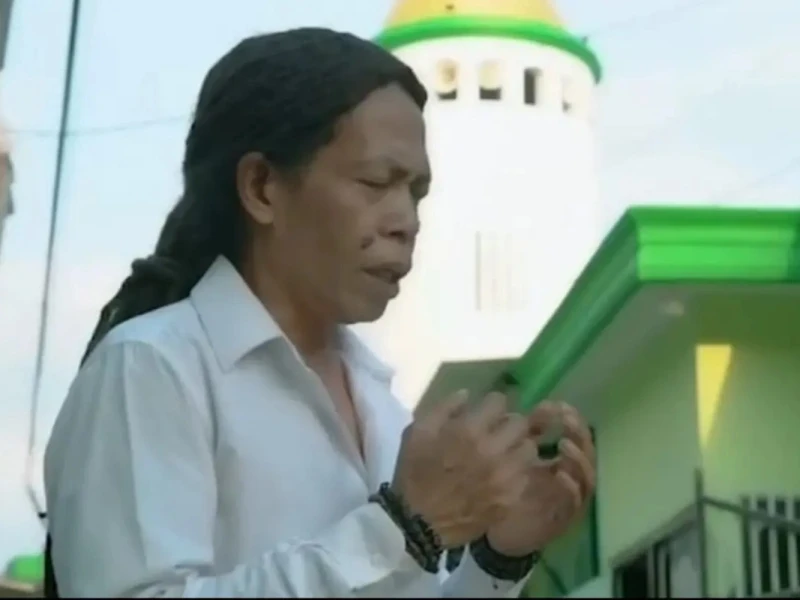Syuting di Ndalem Kasepuhan Kiai Wahab Hasbullah, Cak Sodiq Rilis Lagu Maslahat Umat untuk Muktamar NU