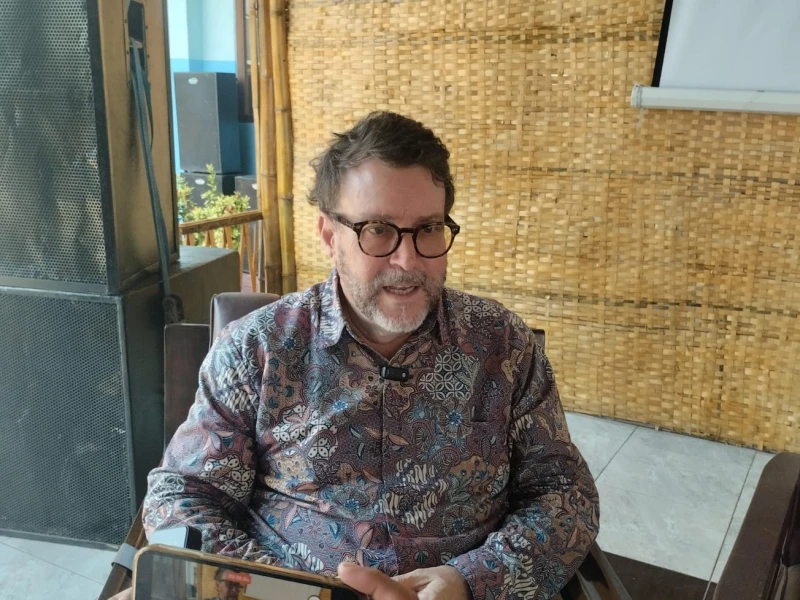 Penulis Biografi Gus Dur, Greg Barton Disebut Tak Diberi ID Card Muktamar NU, Ulil Abshar: Atas Perintah Rais Aam