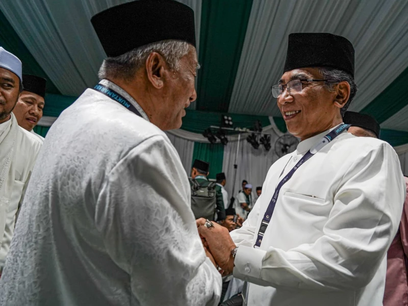 Tangis Haru Gus Yahya Usai LPJ PBNU Diterima Aklamasi