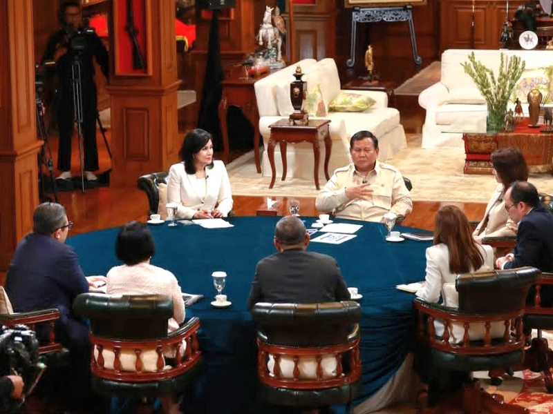 Prabowo, Krisis dan Retorika Antek Asing